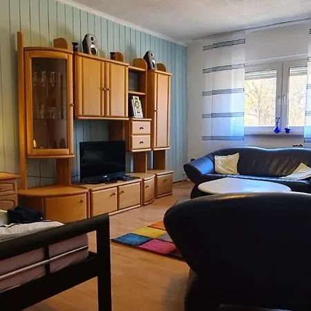 Eigener Eingang, 1-zimmer Mit Bett Und Grosse Wohnkueche Mit Schlafcouch