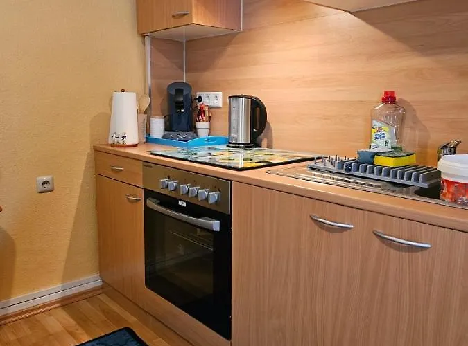 Apartament Eigener Eingang, 1-zimmer Mit Bett Und Grosse Wohnkueche Mit Schlafcouch